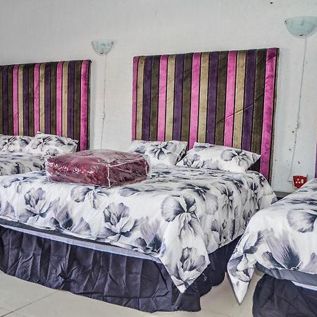 קלרקסדורפ Sani Bonani Guest House מראה חיצוני תמונה